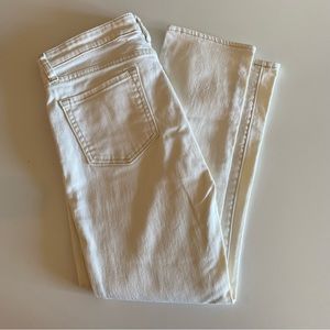GAP White Slim Straight Crop Jean